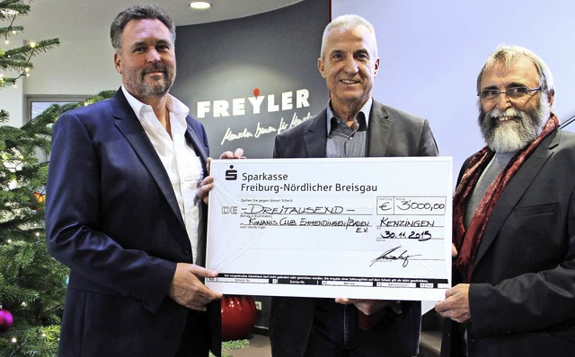Freyler spendet 3000 Euro fr Kiwanis ...ick Daul, Peter Klein und Hermann Wei  | Foto: Freyler