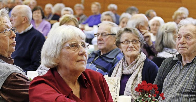 Besinnliche, aber auch unterhaltsame M...n der Meienheimer Festhalle geboten.   | Foto: heidi fssel