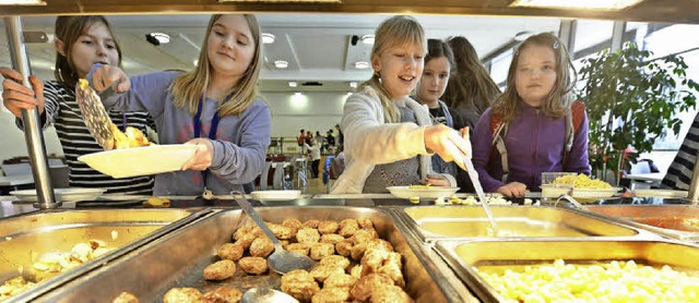 Das Schulessen soll nach dem Wunsch de...stengrnden von einem Caterer kommen.   | Foto: R. Eggstein