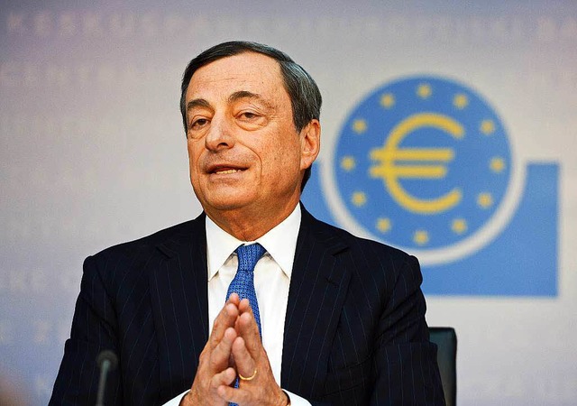 EZB-Chef Mario Draghi will die Banken zur Kreditvergabe ermuntern.   | Foto: dpa