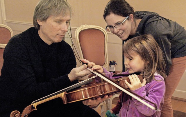 Auch beim diesjhrigen Kinderkonzert z...n Instrumente noch selbst ausprobieren  | Foto: Karin Stckl-Steinebrunner