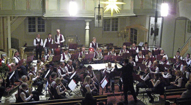 Die Opfinger Musiker beim Konzert in der Bergkirche.   | Foto: privat