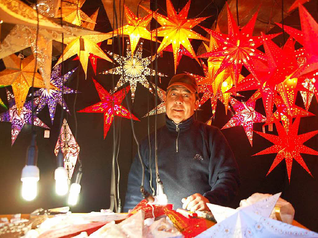 Der Bad Sckinger Weihnachtsmarkt war stimmungsvoll und gut besucht.