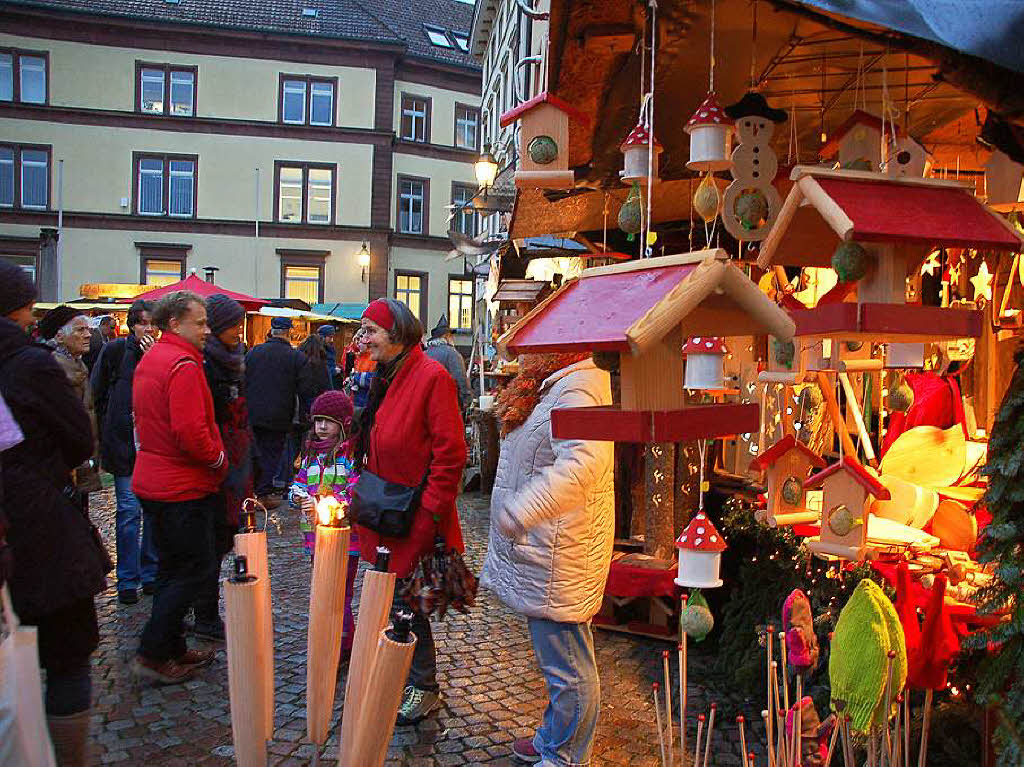 Der Bad Sckinger Weihnachtsmarkt war stimmungsvoll und gut besucht.