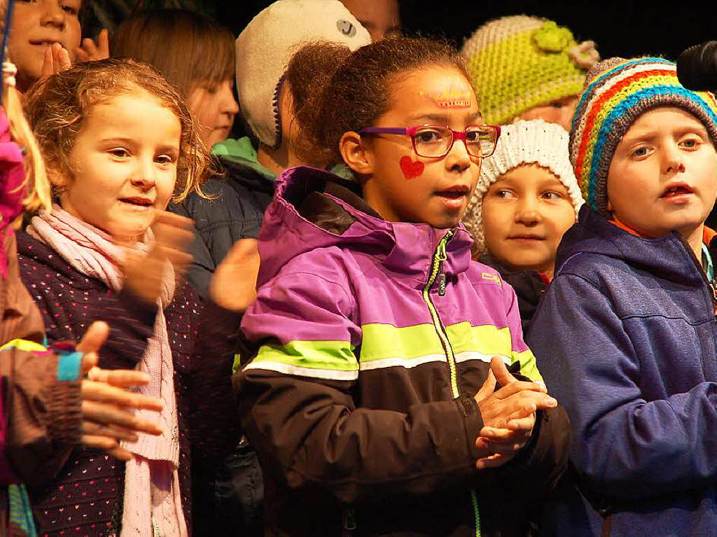 Der Bad Sckinger Weihnachtsmarkt war stimmungsvoll und gut besucht.