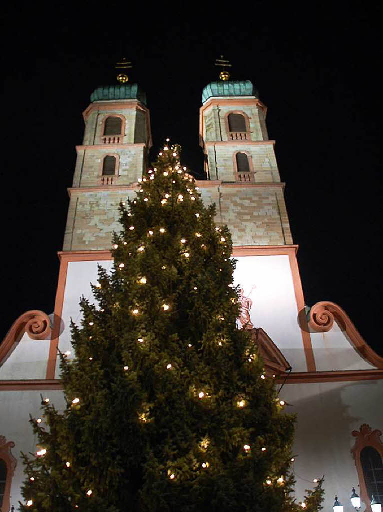 Der Bad Sckinger Weihnachtsmarkt war stimmungsvoll und gut besucht.