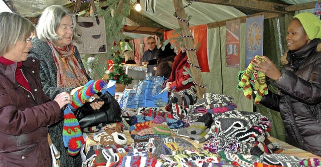 Warme Wintersachen gehren zu einem richtigen Markt.   | Foto: OUNAS