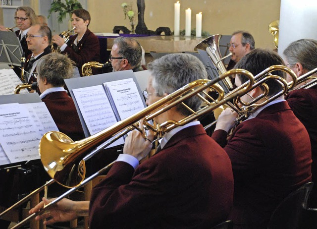 Leise Tne bestimmten  das Adventskonz...rche zum Thema &#8222;Armenien&#8220;.  | Foto: Maja Tolsdorf