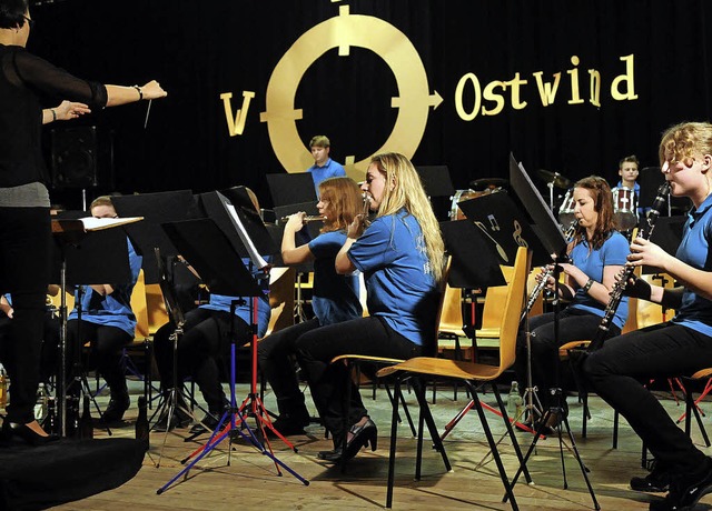 Ein frischer musikalischer (Ost-)Wind wehte in Krzell durch die Turnhalle.   | Foto: Wolfgang Knstle