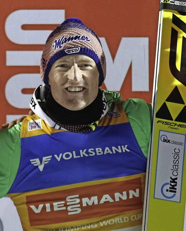 Gute Auftritte in Lillehammer: Severin Freund bleibt im Gelben Trikot.    | Foto: dpa