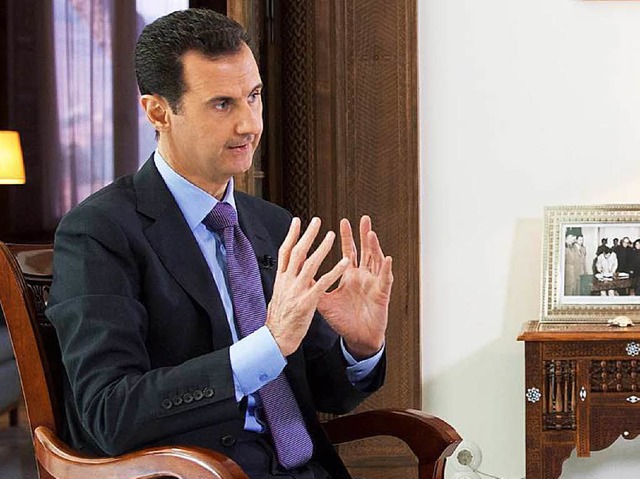 Baschar al-Assad  schimpft auf die Luftschlge.  | Foto: afp