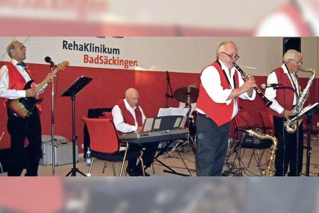 Wallbacher Senioren feiern Advent