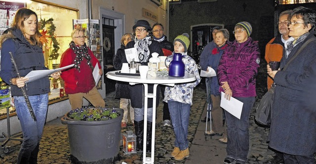 Besinnliches Miteinander: Die erste St...Bcher &amp; Mehr in der Weihergasse.   | Foto: Ursula Freudig