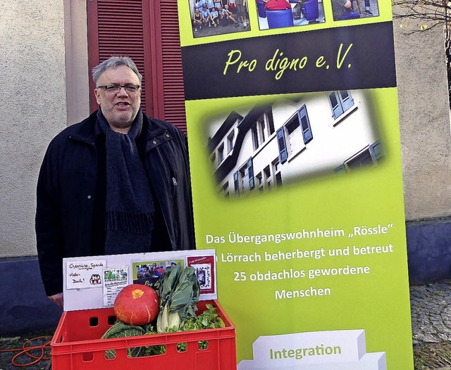 Pro Digno-Prsenz auf dem Stettener Ma...eiter der Einrichtung, Andreas Busch.   | Foto: Johanna Hgg