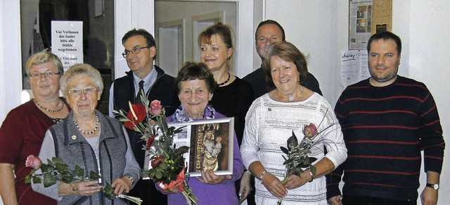 Vorne von links:  Johanna Suger, Elisa...rio Schlafke, Ulrich Strub (Dirigent)   | Foto: privat