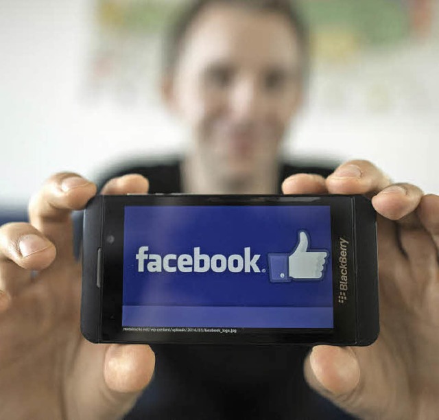 Sind Nutzer sozialer Netzwerke wie Facebook unglaublich naiv?  | Foto: dpa