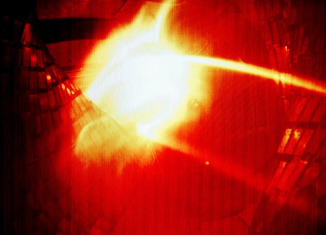Ein Bild des ersten Plasmas, das in Greifwald erzeugt wurde.   | Foto: dpa