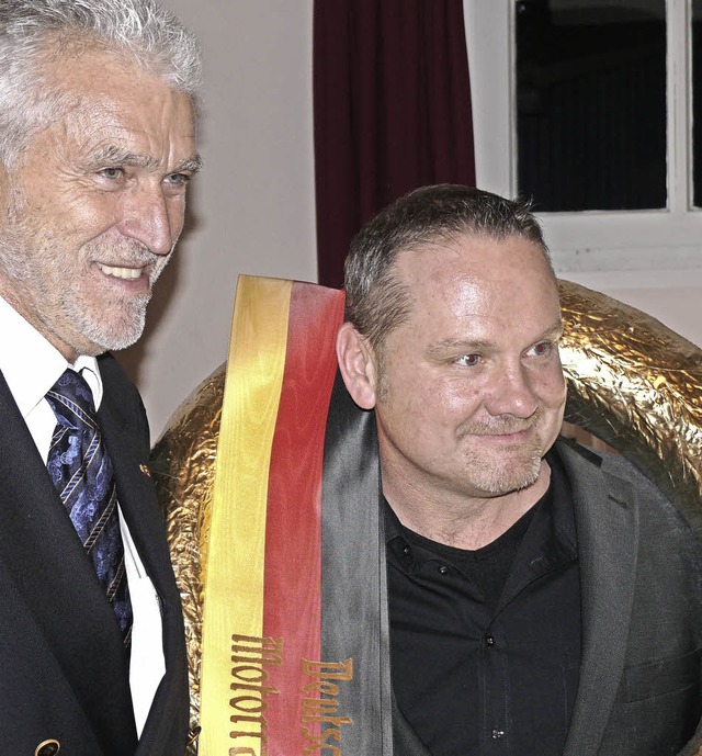 Thomas Wiedemann aus Elzach wurde Deut...dent Alfred Haas (links) gratulierte.   | Foto: Privat