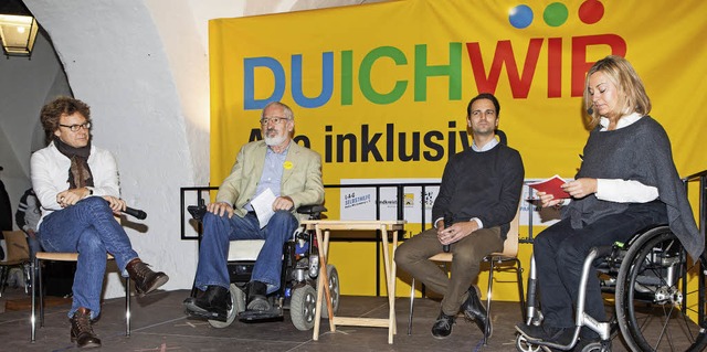 Stephan Gromann, Michael Lutz und Mic...rch. Rechts Moderatorin Esther Weber.   | Foto: Fotos: Gabriele Zahn