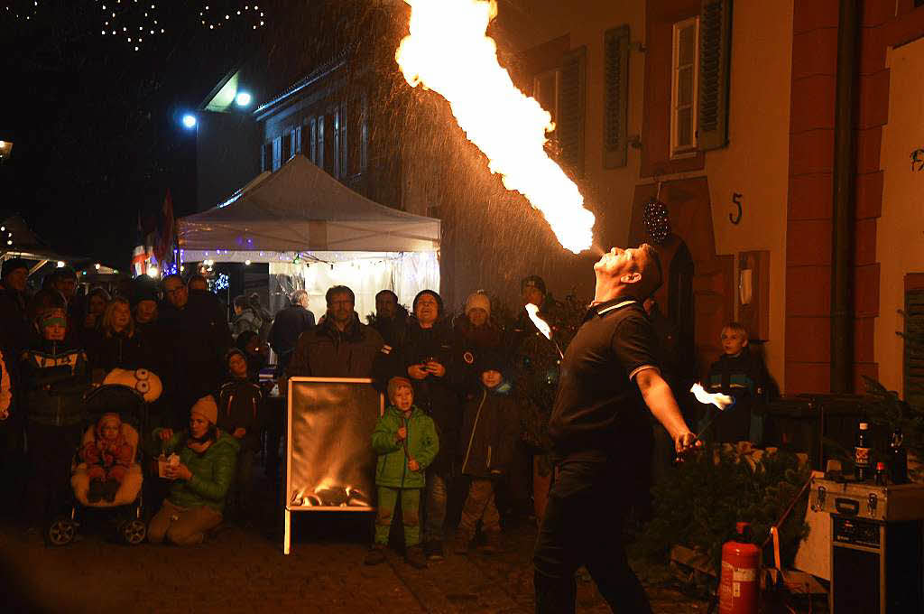 Impressionen vom Schopfheimer Weihnachtsmarkt.