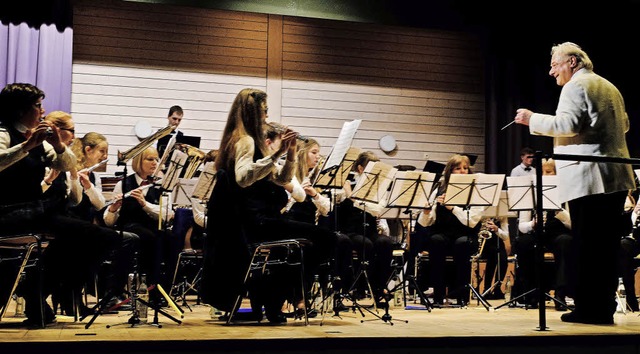 Jahreskonzert des Musikvereins Inzlingen mit Dirigent Richard Dobkowski   | Foto: Ansgar Taschinski