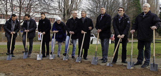 Auf die Pltze, fertig, los: bereit zum Spatenstich   | Foto: Heidi Fssel