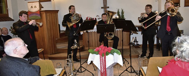 Knner ihrer Instrumente: Die Mitglied...0; bei ihrem Auftritt in Windenreute.   | Foto: Hans Meidhof