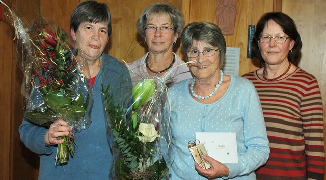 Gedankt wurde (von links) Sprecherin A...fr ihren Einsatz fr den Frauenkreis.  | Foto: ouk