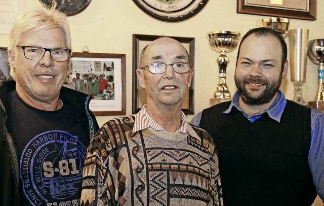 Die Vorstandsspitze der Wanderfreunde ...heriger Stellvertreter  Patrick Luxem   | Foto: S. Decoux-Kone