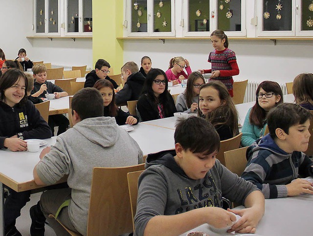 Schler der Friedrich-Ebert-Schule fre...hstckswochen mit gesunden Angeboten.   | Foto: ZVG