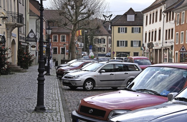 Die Ortsdurchfahrt Kenzingen: Im komme...tel sind im Haushalt 2016 eingestellt.  | Foto: Ilona Hge