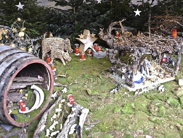 Blick in die Weihnachtsgarage im Siens... links hat eine Hhle Platz gefunden.   | Foto: Hubert Bleyer