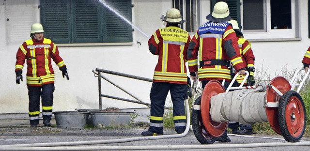 Die Schlagkraft der Feuerwehr (hier be...wird aber auch Einiges an Geld kosten.  | Foto: Peter Gerigk