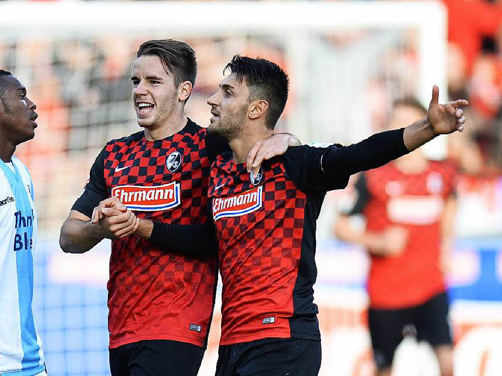 In der ersten Halbzeit nicht immer berzeugt aber dennoch zwei Tore geschossen: Der SC Freiburg gewinnt verdient mit 3:0 und verabschiedet sich in die Winterpause.