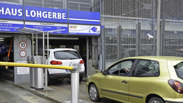 Die Parkhuser schreiben rote Zahlen. ... einen Betrauungsvertrag abschlieen.   | Foto: Axel Kremp