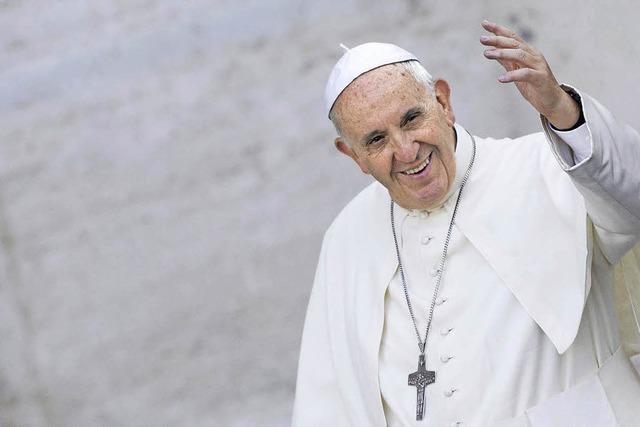 Papst Franziskus erhält den Karlspreis 2016