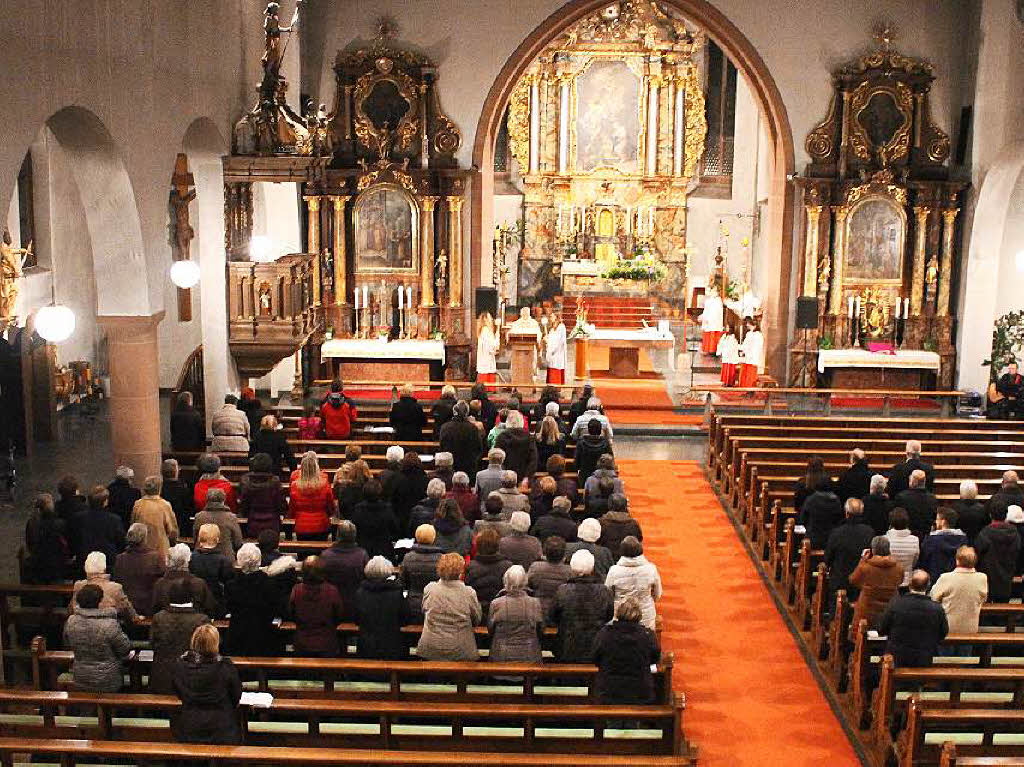 Dezember: Die Katholische Frauengemeinschaft Elzach feiert ihr 40-jhriges Bestehen.