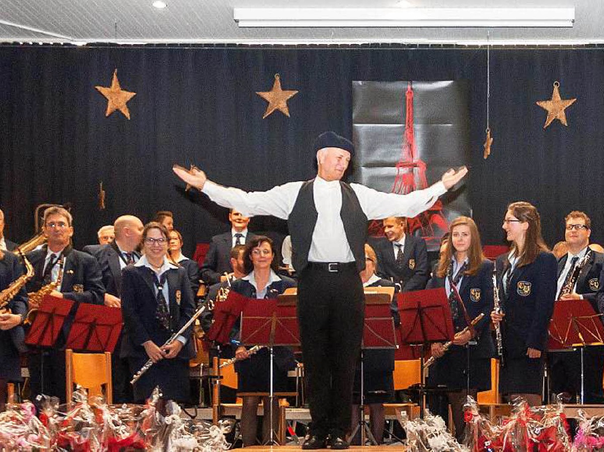 „Vive la France“ hie es beim Jahreskonzert der Werkkapelle Gtermann in Bleibach.