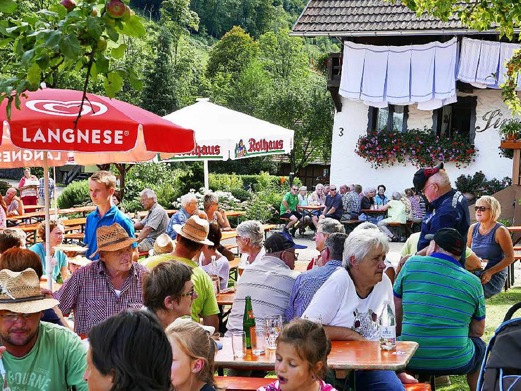 September: Ein schnes Fest rund um den Simonshof in Obersimonswald genossen am Sonntag die groen und kleinen Besucher, trotz der noch einmal hochsommerlichen Hitze.