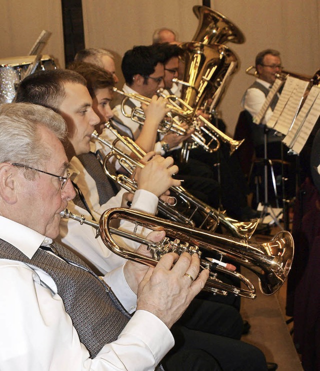 Die Trompeter des Musikvereins Hauingen zogen beim Jahreskonzert alle Register.   | Foto: Paul Schleer
