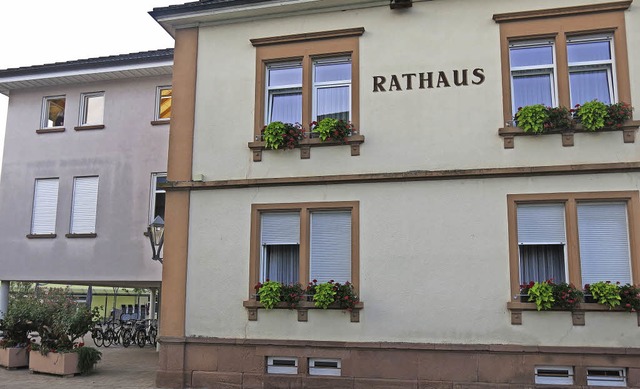 Das Rathaus in Sexau mit Anbau  | Foto: Georg Vo