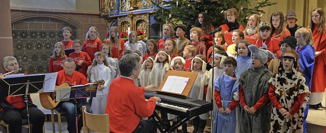 Hochkonzentriert bot die Junge Kantorei das Krippenspiel dar.   | Foto: privat