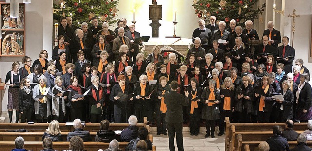 Die vier Kirchenchre aus Lenzkirch, F...htskonzert in der St. Nikolauskirche.   | Foto: Bernhard Kleine