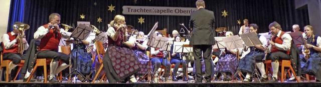 Trachtenkapelle Oberried mit Ihrem neuen Dirigenten Christoph Schnstein  | Foto: Barbara Odrich-Rees