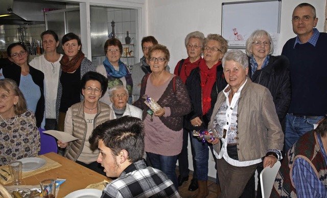 Die Gruppe um Waltraud Kilian im Erich-Reisch-Haus   | Foto: Paul Schleer