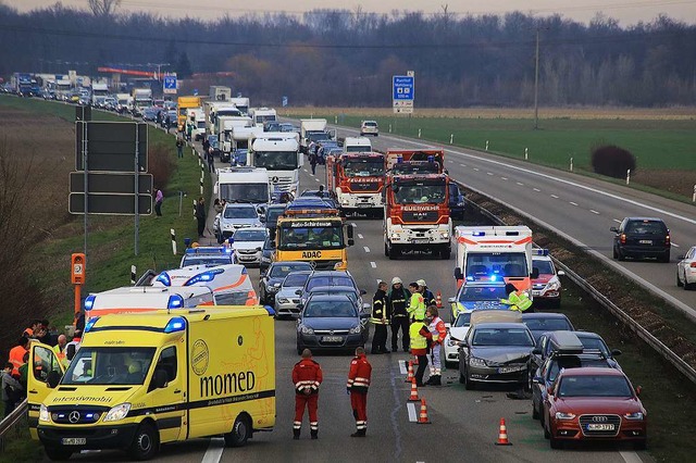 Auf der A 5 zwischen Lahr und Ettenheim hat es einen Unfall gegeben.  | Foto: Sandra Decoux-Kone