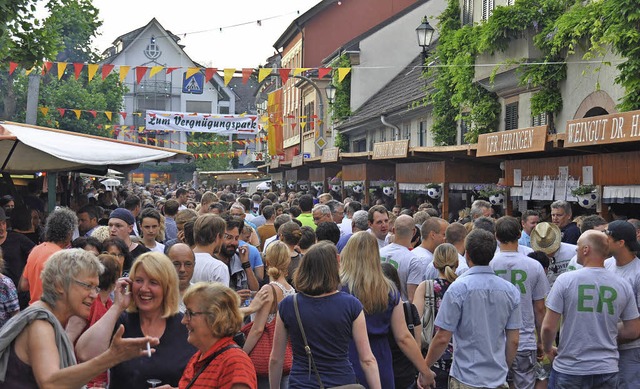 Die Ihringer Weintage sind die grte ...t. 2016 finden sie zum 40. Mal statt.   | Foto: Kai Kricheldorff