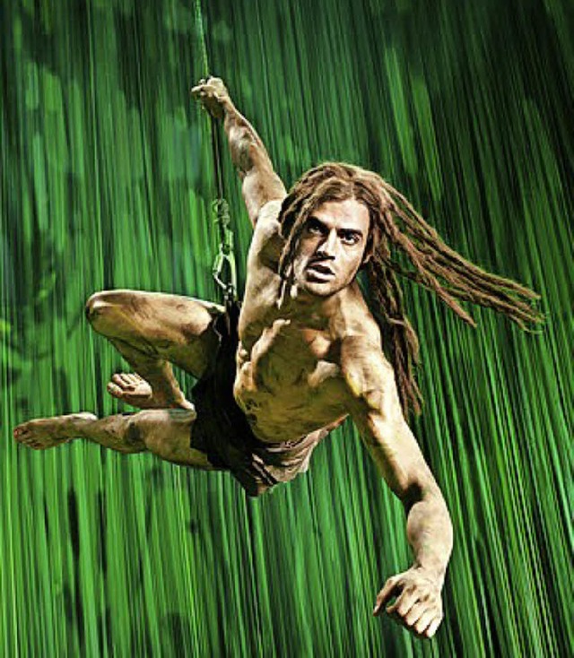 Tarzan besucht  der Hauptgewinner des   Weihnachtsgewinnspiels des Gewerbes.   | Foto: Stage Entertainment