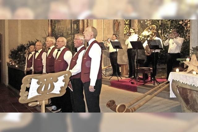 Kleiner Chor und Blser begeistern