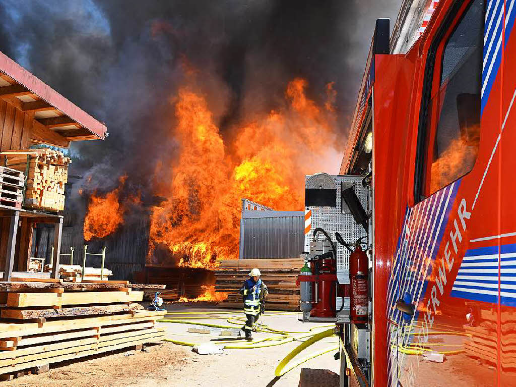 Am 24. Juli gibt es einen Grobrand im Sgewerk Ketterer in Titisee-Neustadt. Er wirft den Betrieb um 15 Jahre zurck, weite Teile des Werks werden zerstrt.